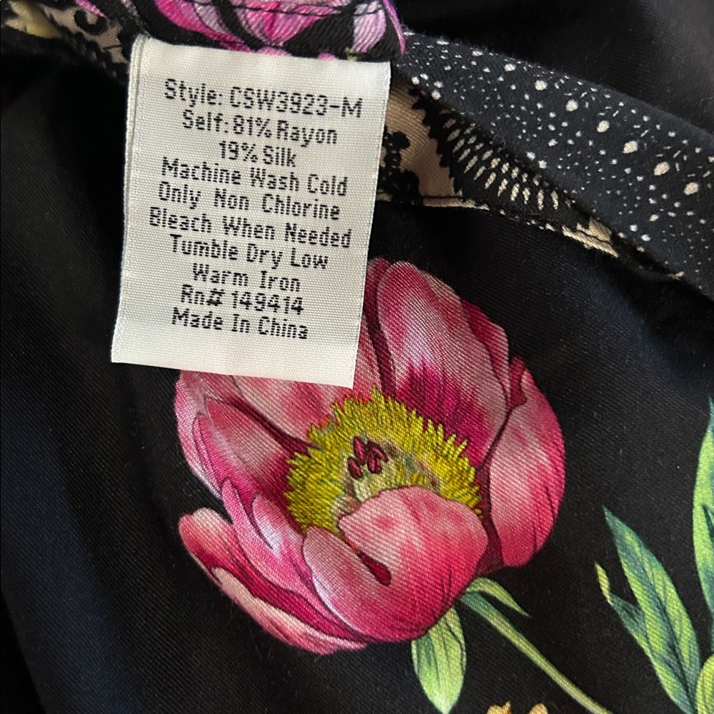 Gorgeous and flowing Johnny Was Black Floral lounging Pants. XS. - Picture 9 of 16